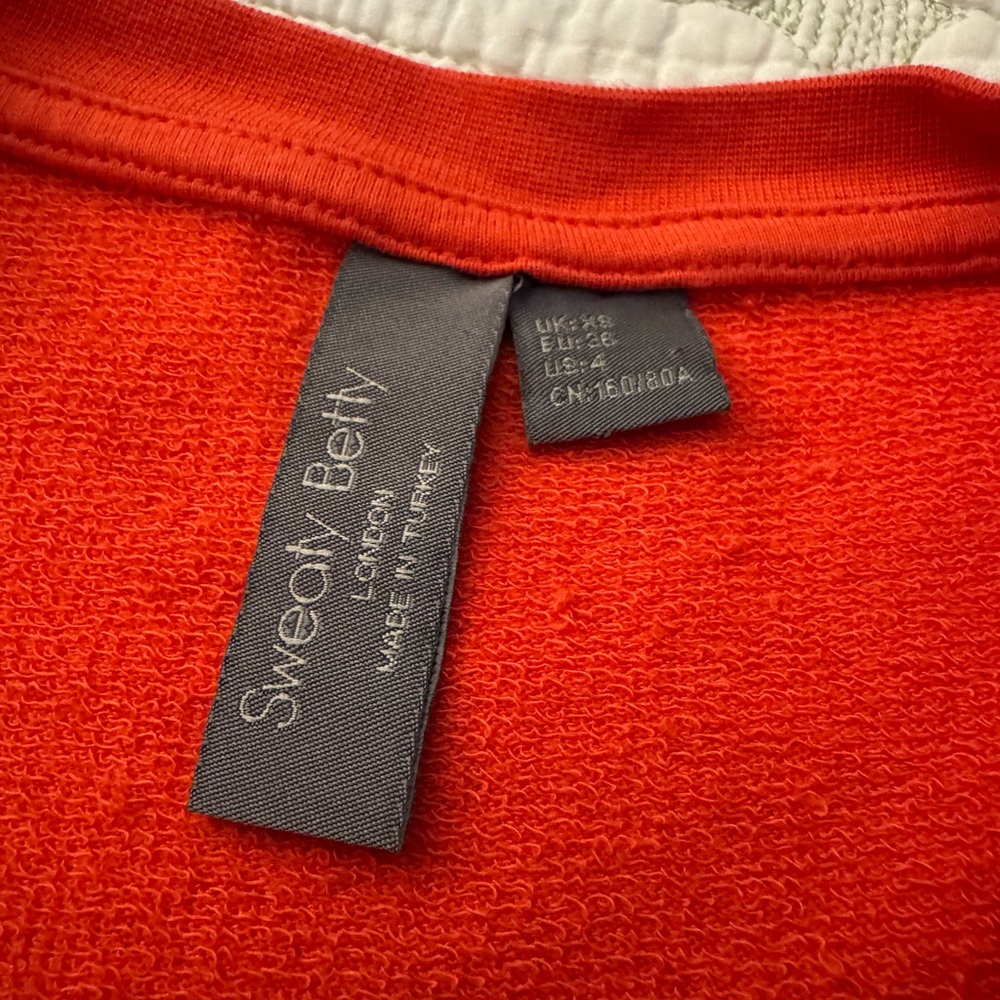 Sweaty Betty After Class Tulip Red Sweatshirt- Size XS - Picture 6 of 12